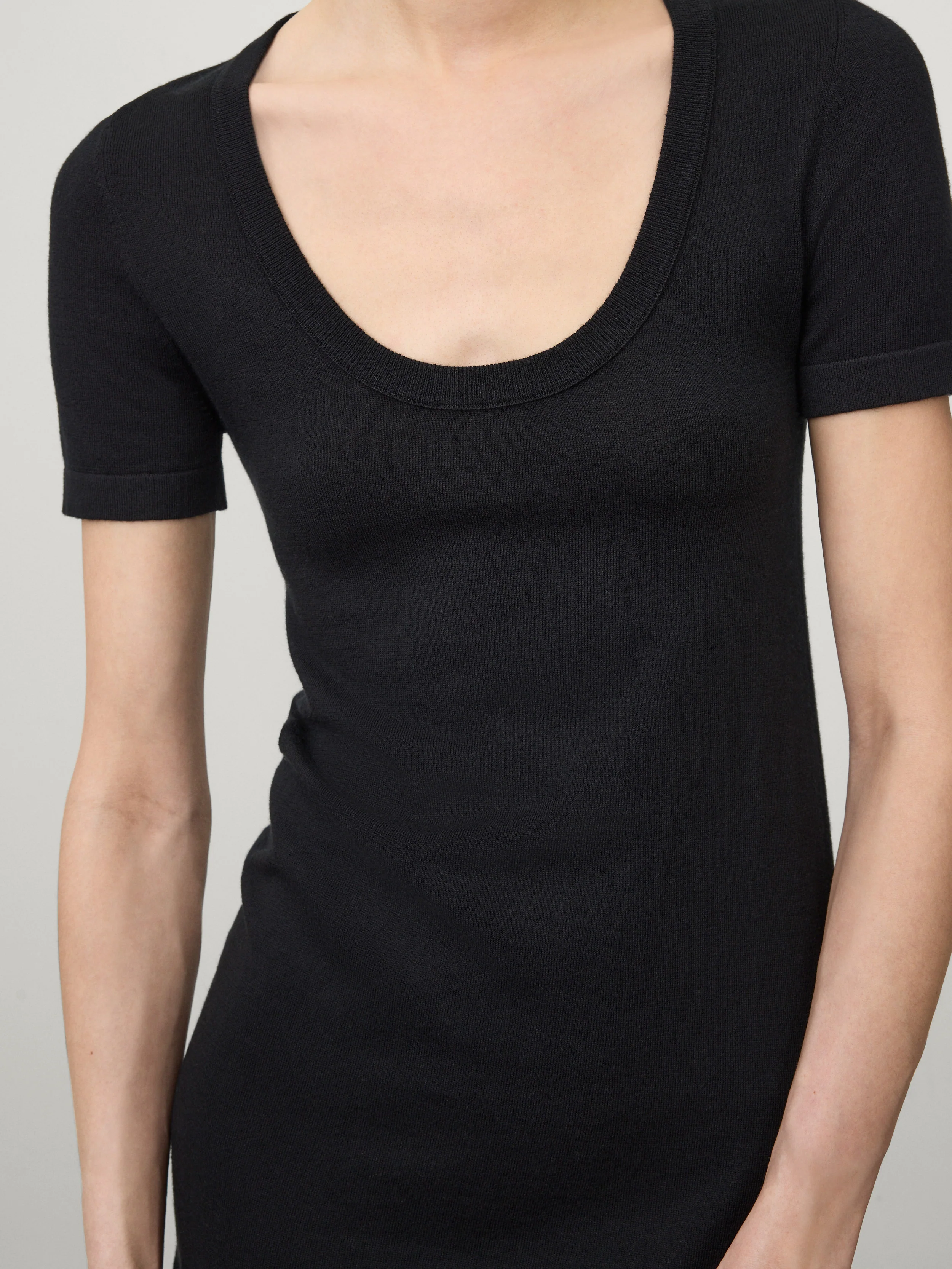 The Minne Dress - Image 4